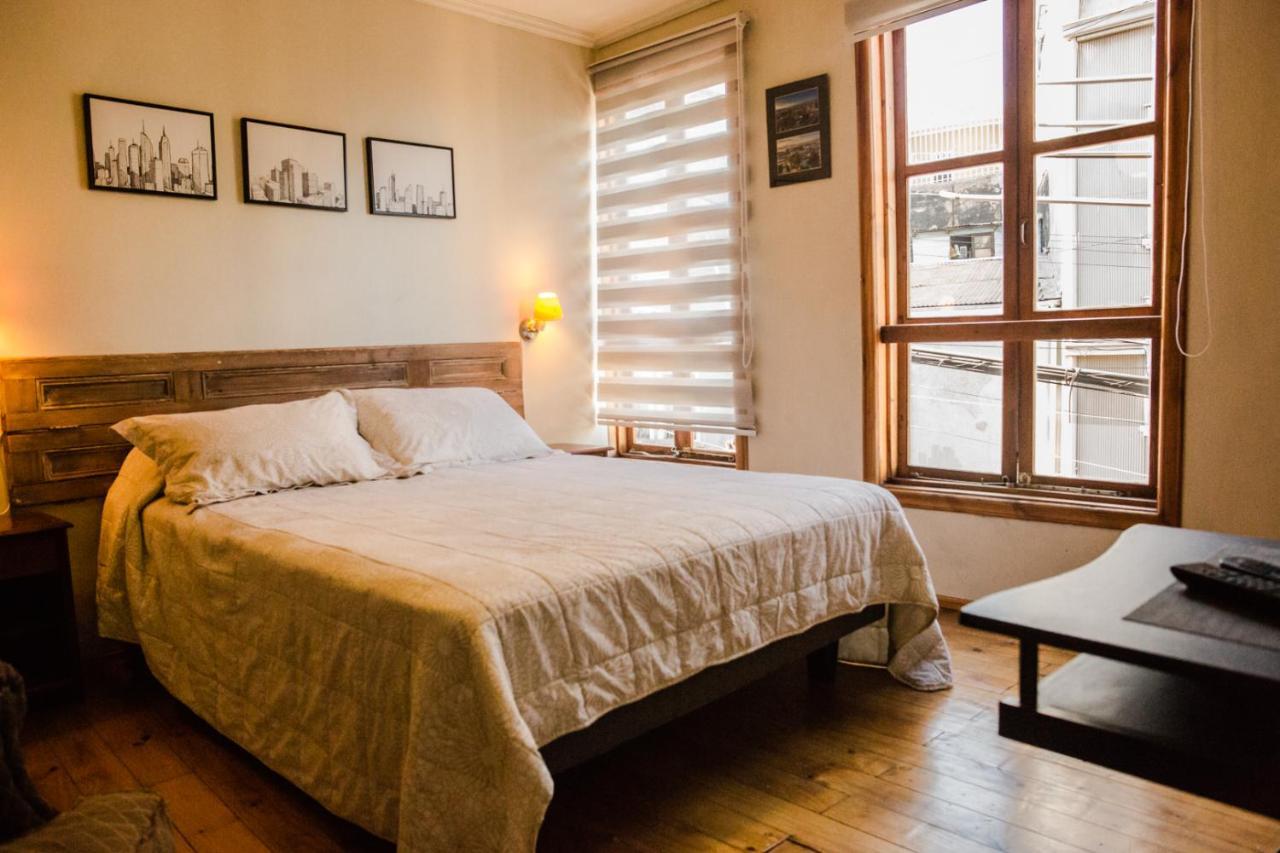 فالبارايسو Hostal Mito المظهر الخارجي الصورة