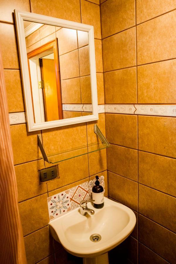 فالبارايسو Hostal Mito المظهر الخارجي الصورة